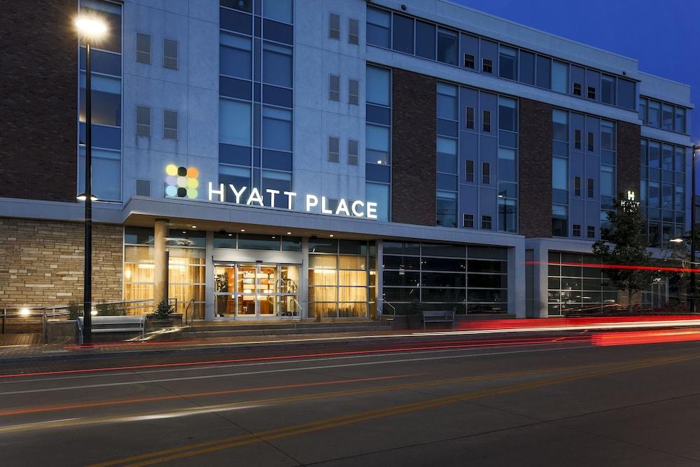 Hyatt Place Boulder Pearl Street - Newly Renovated Боулдър Екстериор снимка