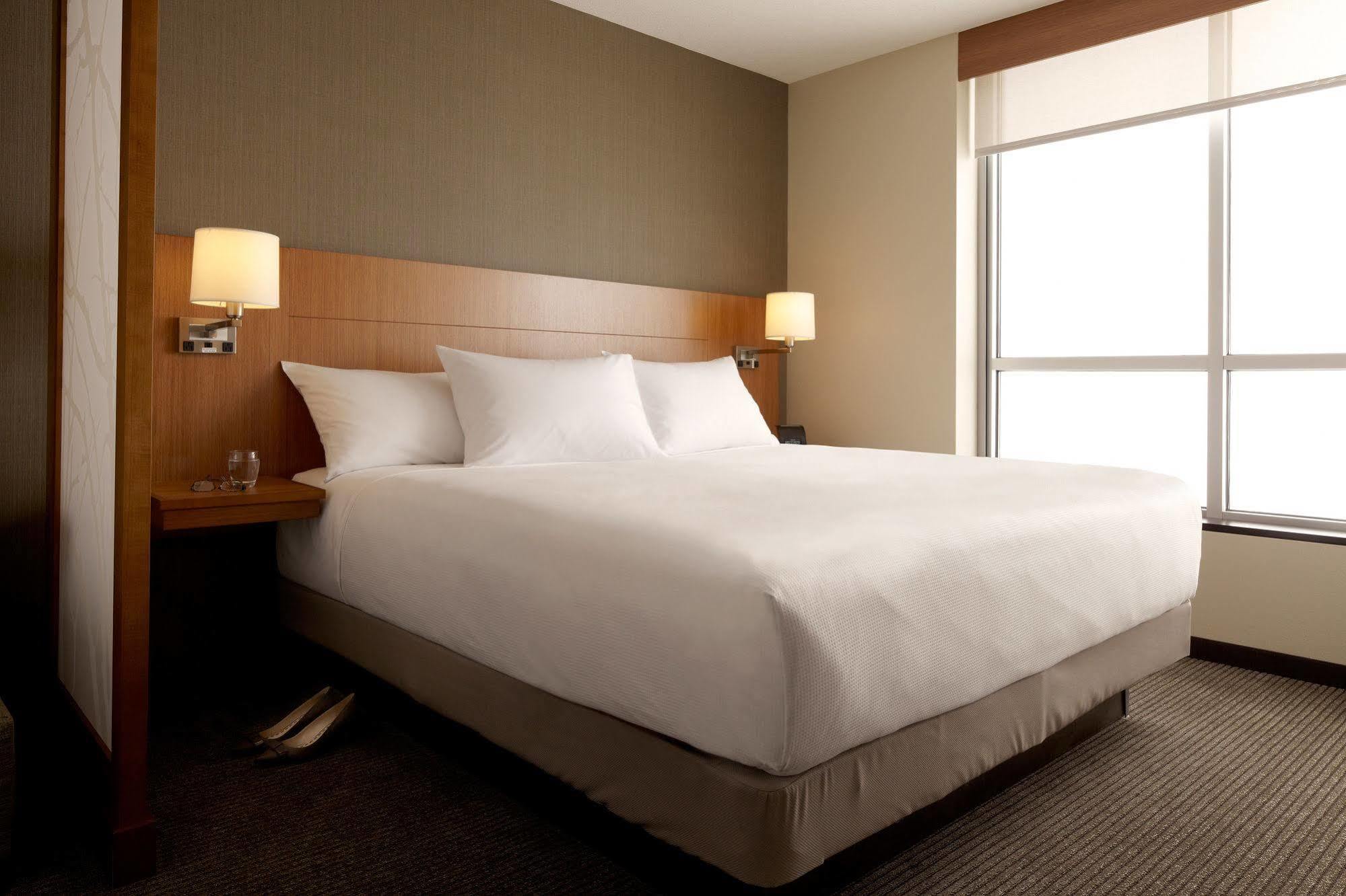 Hyatt Place Boulder Pearl Street - Newly Renovated Боулдър Екстериор снимка